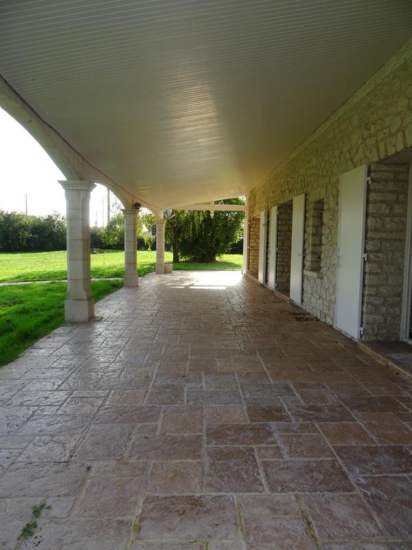 Maison - 229 m² - 8 pièces