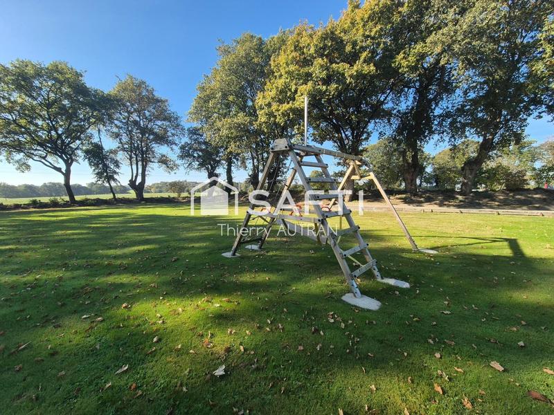 Maison - 216 m² - 9 pièces