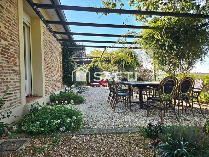 Maison - 140 m² - 6 pièces