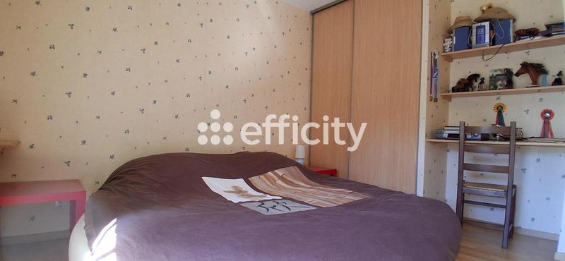 Maison - 195 m² - 8 pièces