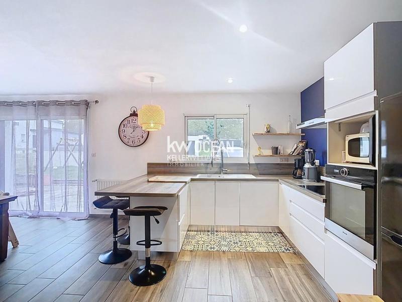 Maison - 75 m² - 5 pièces