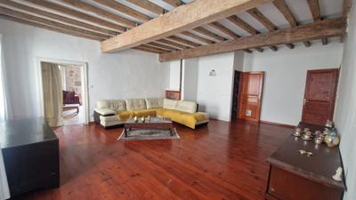 Maison - 180 m² - 3 pièces