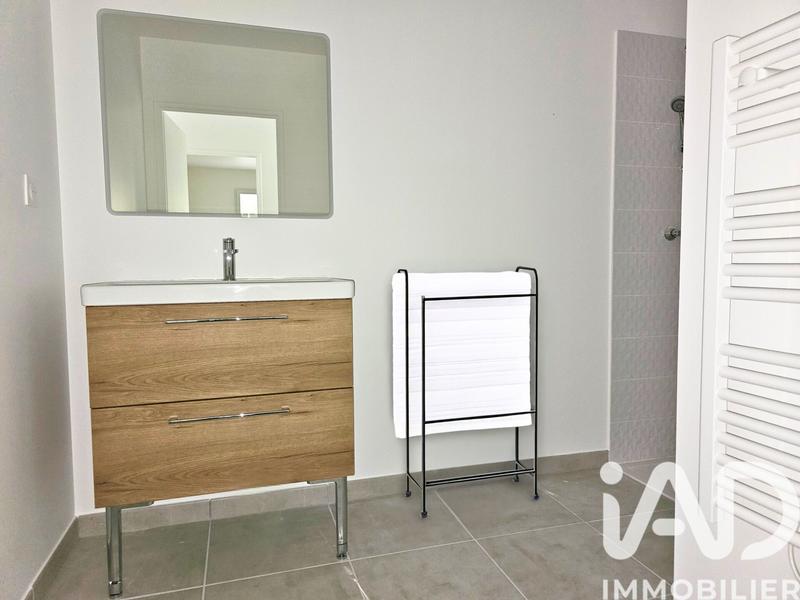 Maison - 93 m² - 4 pièces