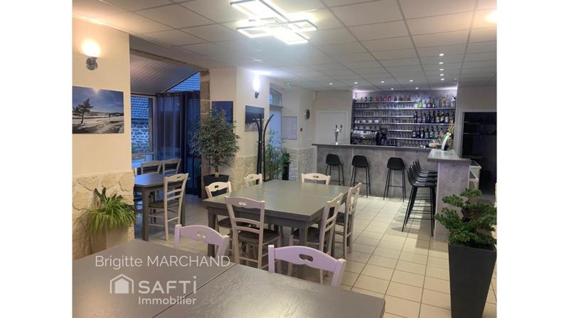 Local commercial - 220 m² - 5 pièces