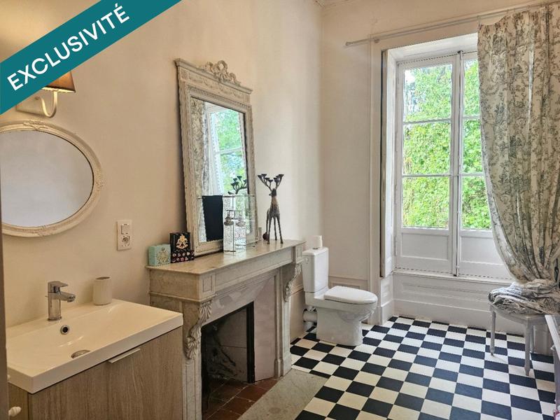 Château - 337 m² - 10 pièces