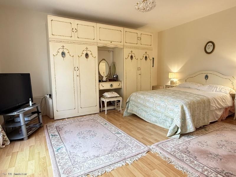 Villa - 165 m² - 6 pièces