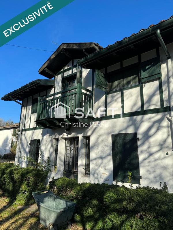 Maison - 446 m² - 15 pièces