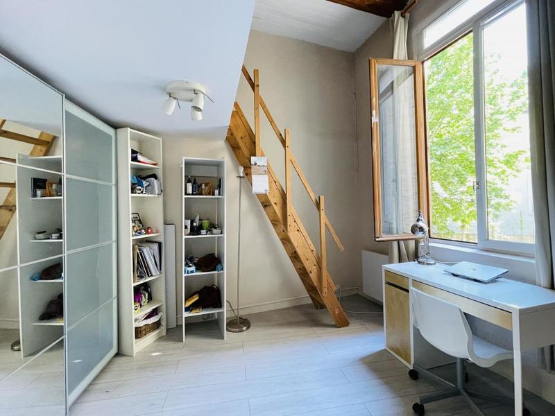 Appartement - 90 m² - 4 pièces