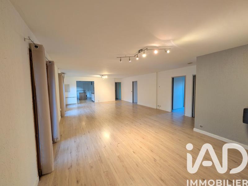 Maison - 136 m² - 5 pièces
