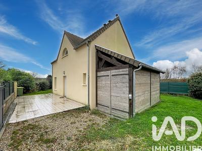 Maison - 98 m² - 5 pièces