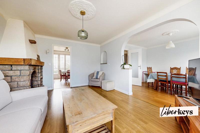 Maison - 134 m² - 7 pièces