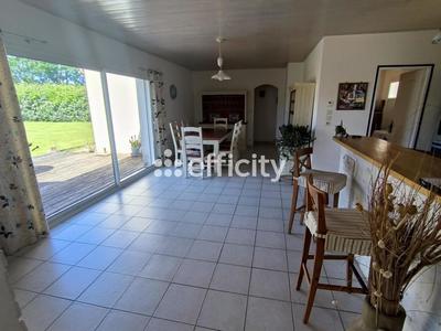 Maison - 124 m² - 4 pièces