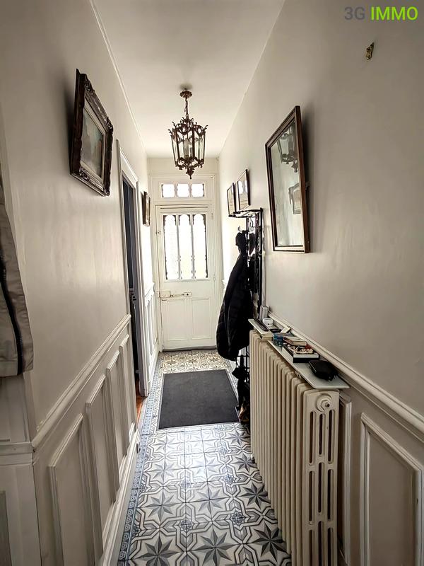 Maison - 95 m² - 5 pièces