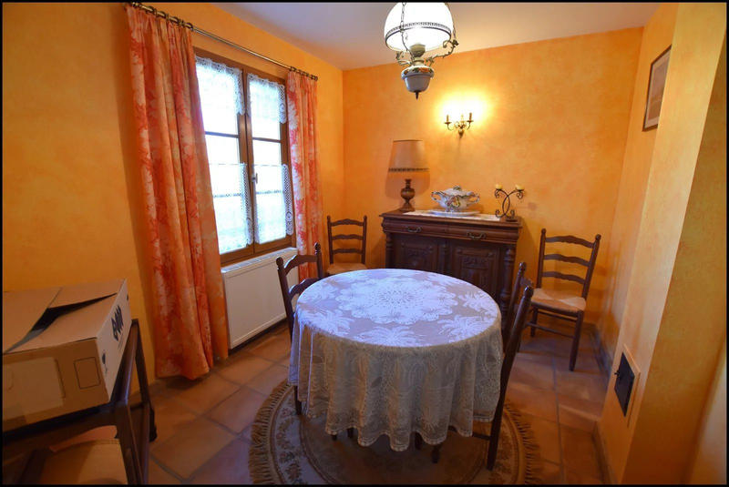 Maison - 156 m² - 7 pièces