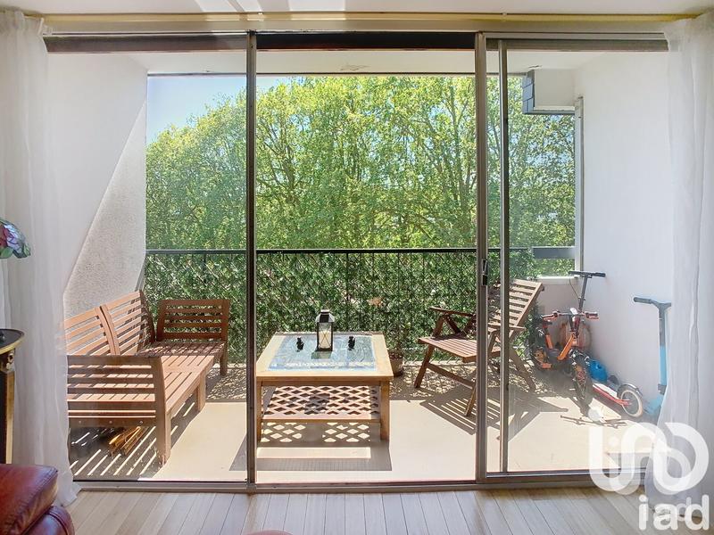 Appartement - 90 m² - 3 pièces