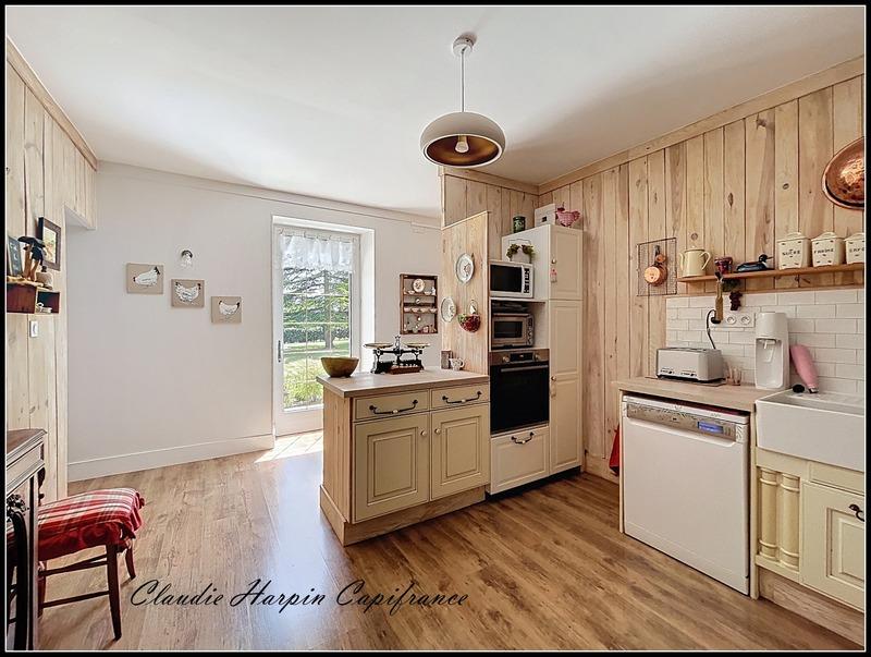 Maison - 288 m² - 8 pièces