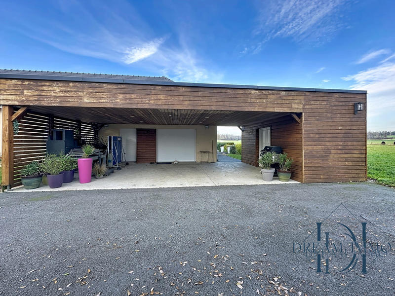 Maison - 155 m² - 5 pièces