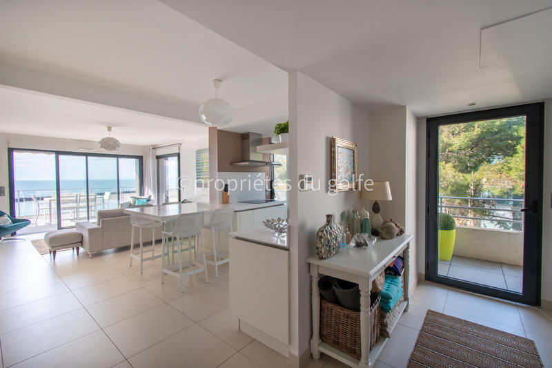 Appartement - 98 m² - 4 pièces