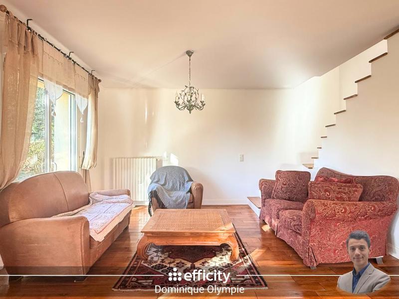 Maison - 170 m² - 8 pièces