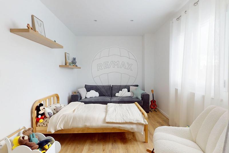 Maison - 163 m² - 6 pièces