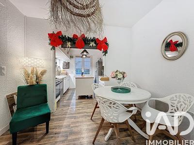 Maison - 90 m² - 4 pièces