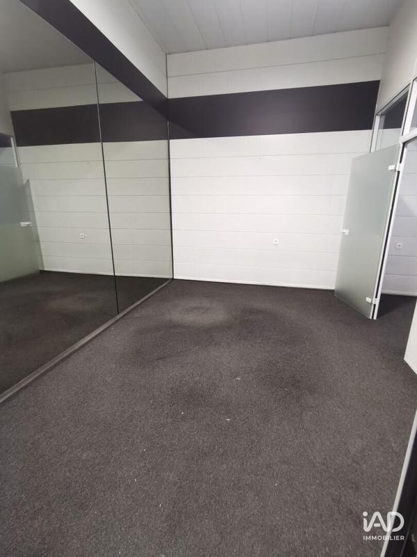 Local commercial - 581 m²