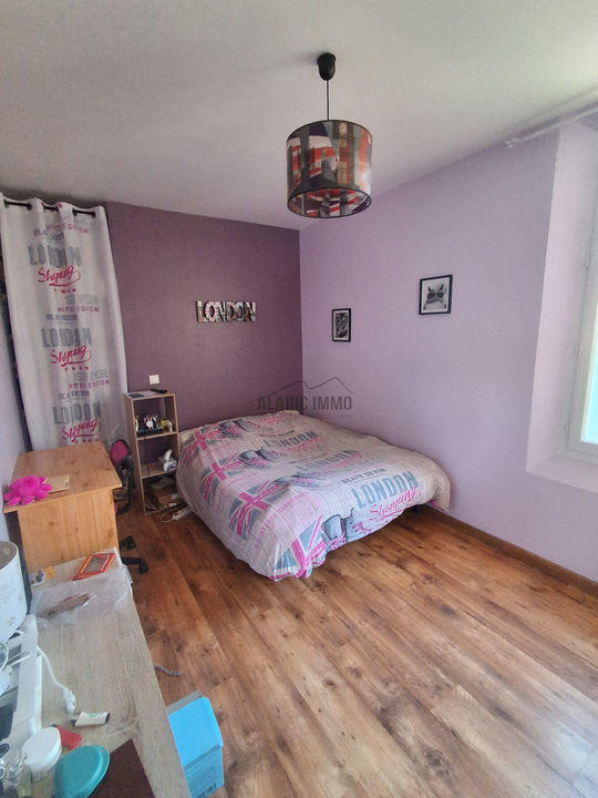 Maison - 178 m² - 5 pièces