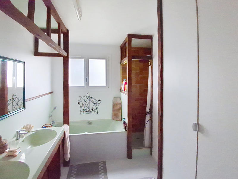 Maison - 100 m² - 5 pièces