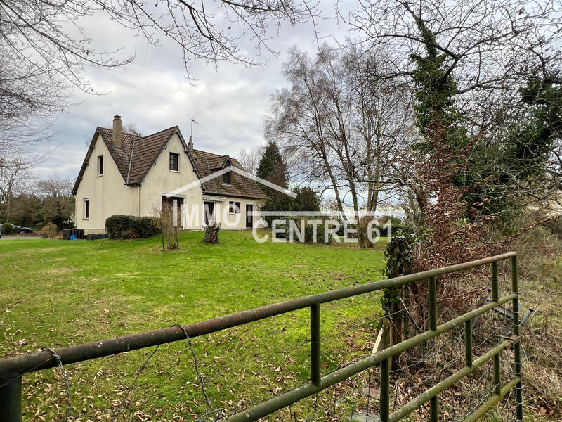 Maison - 91 m² - 5 pièces