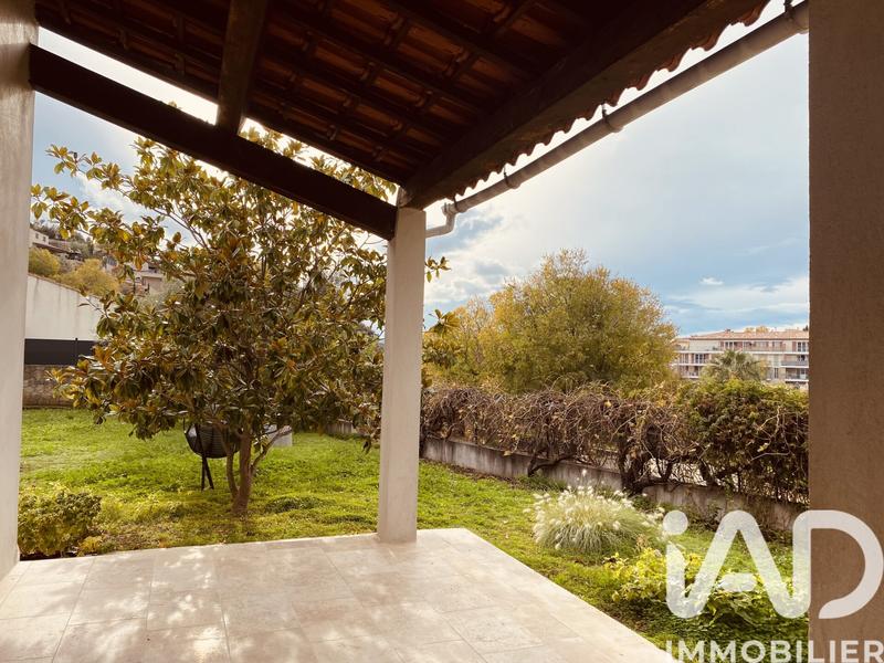 Maison - 172 m² - 6 pièces