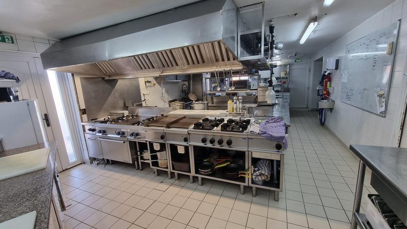 Fonds de commerce - 710 m²