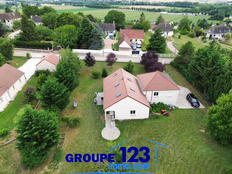 Maison - 184 m² - 7 pièces