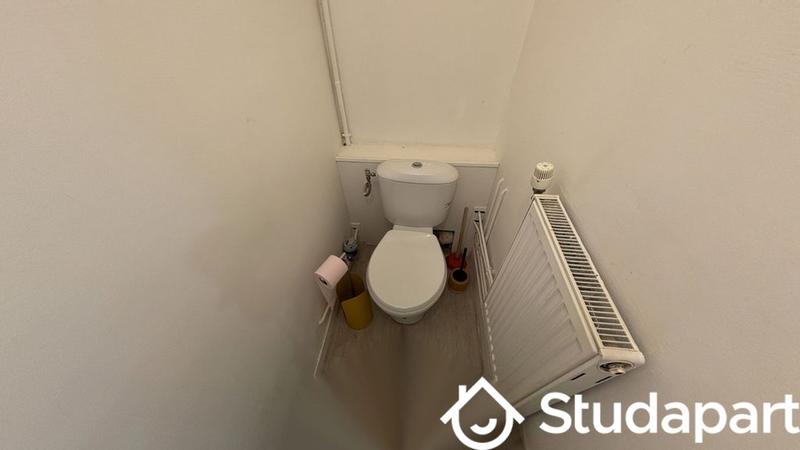 Chambre - 64 m² - 1 pièce