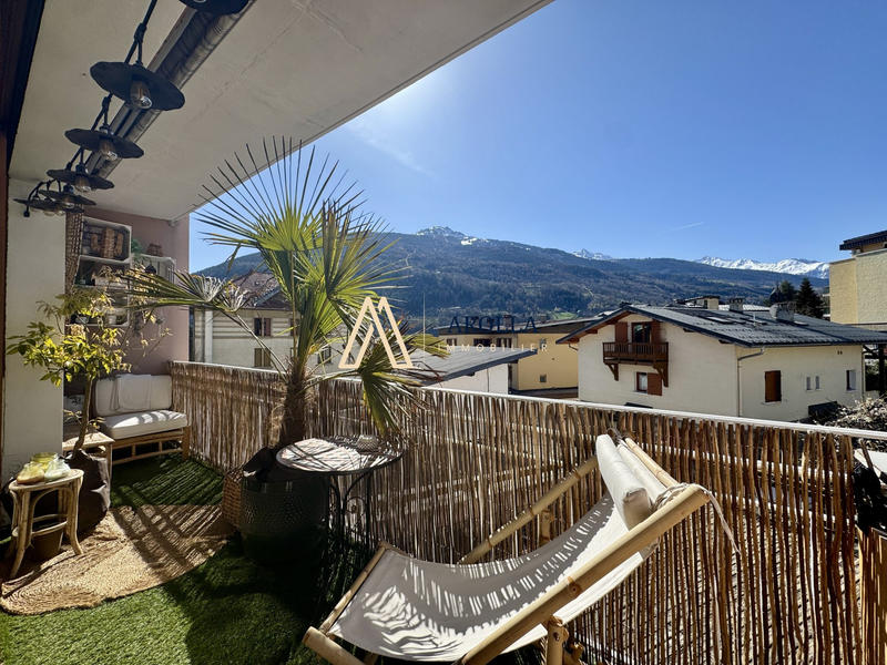 Appartement - 84 m² - 4 pièces