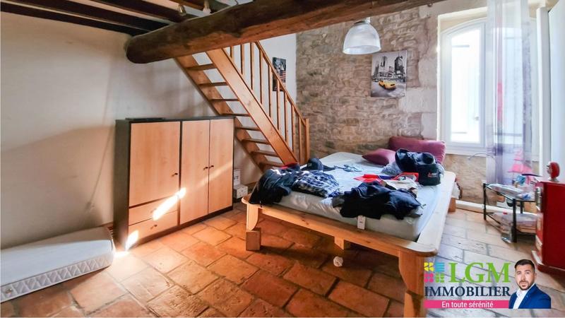 Maison - 345 m² - 8 pièces