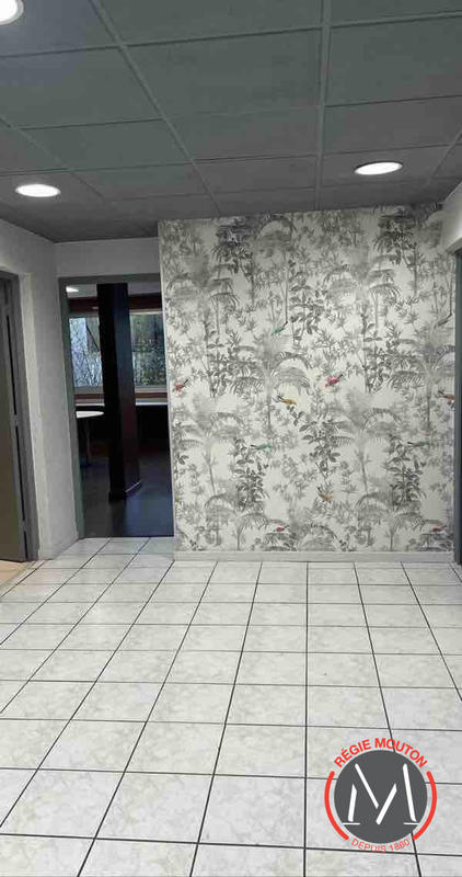 Local commercial - 116 m² - 3 pièces