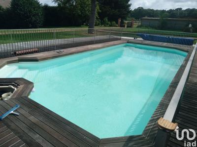 Maison - 267 m² - 7 pièces