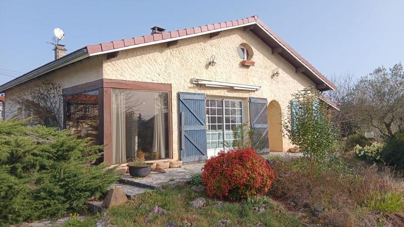 Maison traditionnelle - 153 m² - 6 pièces