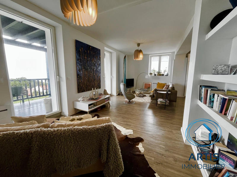 Appartement - 83 m² - 4 pièces