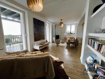 Appartement - 83 m² - 4 pièces