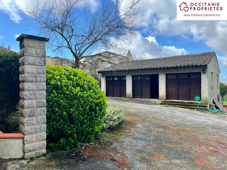 Maison de village - 180 m² - 7 pièces