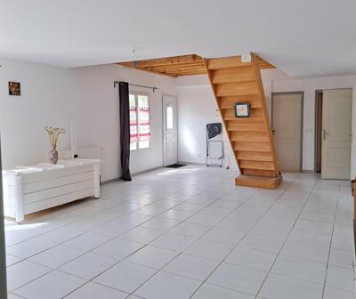 Maison - 160 m² - 5 pièces