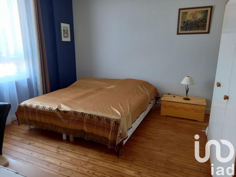 Maison - 230 m² - 9 pièces