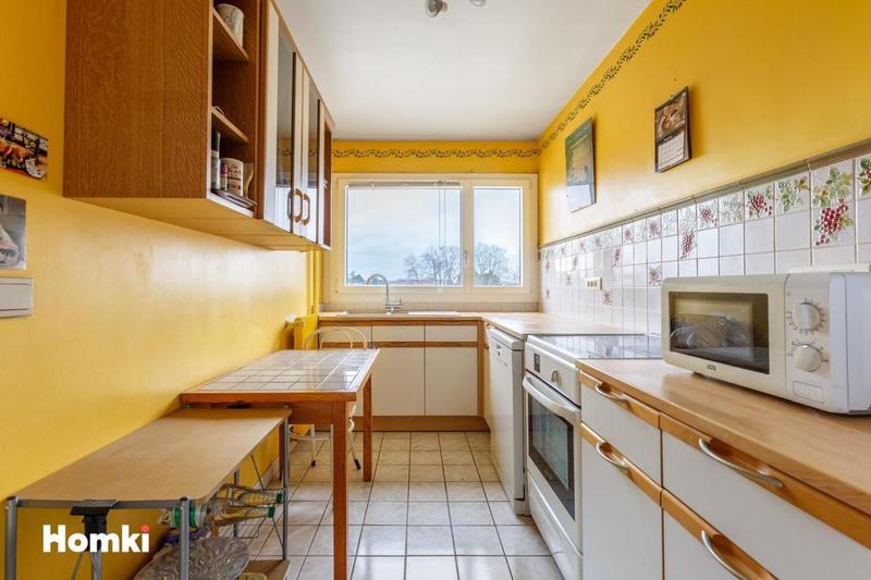 Appartement - 100 m² - 4 pièces