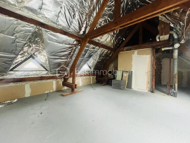 Maison - 186 m² - 6 pièces