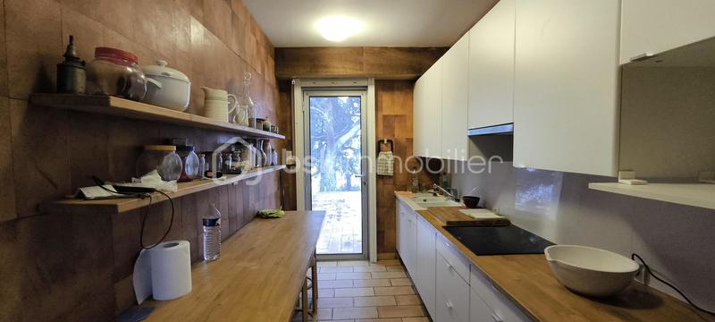 Propriété - 127 m² - 4 pièces