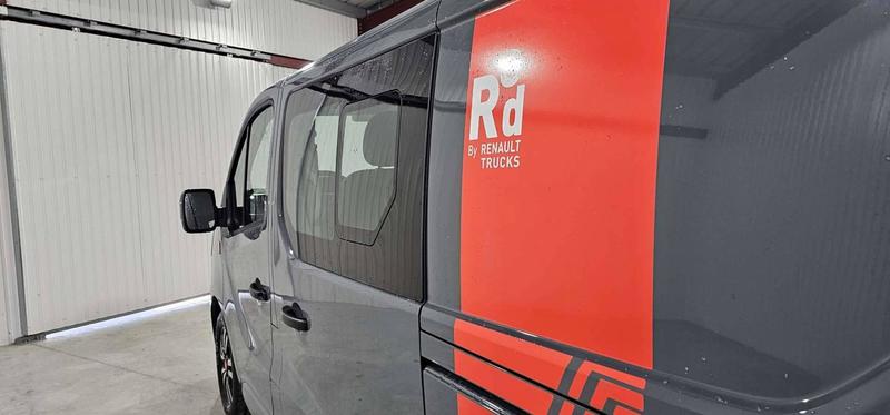 Renault Trafic Cabine Approfondie Ca L1h1 Blue Dci 170 Bva9 Red Edition Exclusive