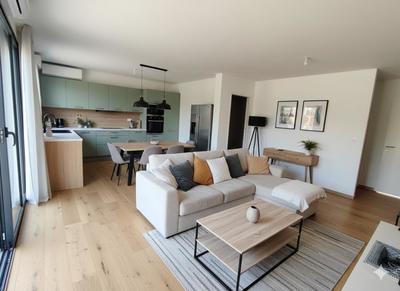 Maison - 180 m² - 7 pièces