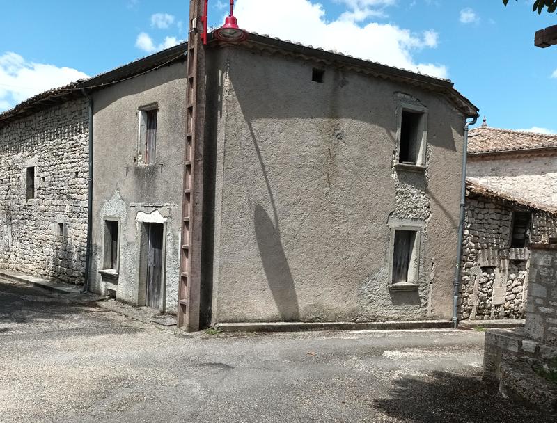 Maison de village - 40 m² - 2 pièces