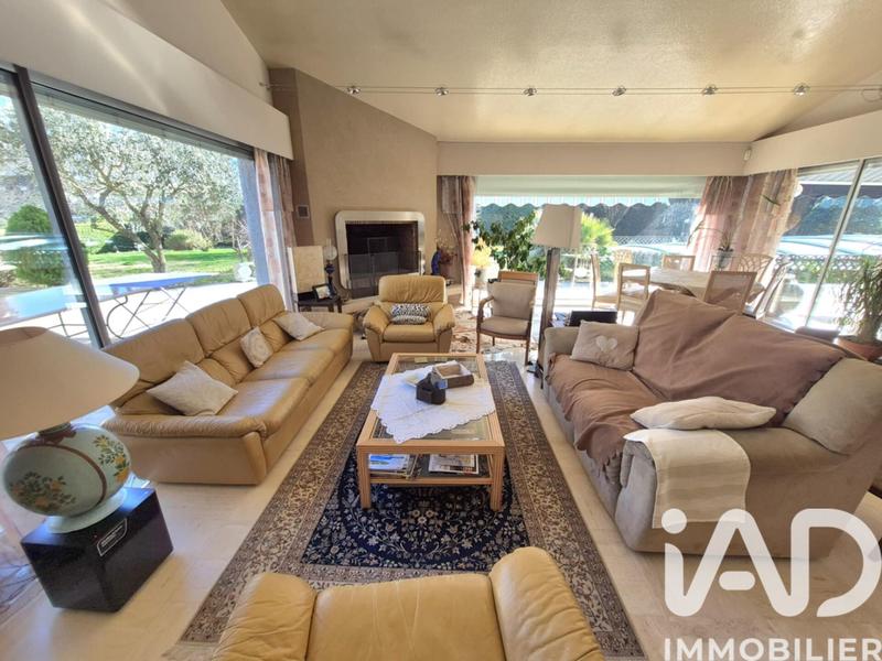 Maison de maîtres - 227 m² - 7 pièces